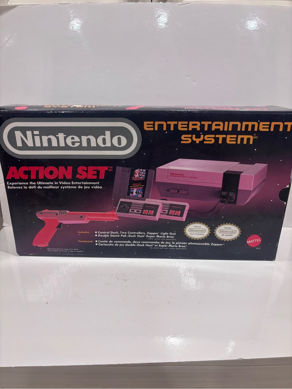 Nintendo NES Action Set Mattel Canada Box Zapper 2 Controllers Mario Duck Hunt